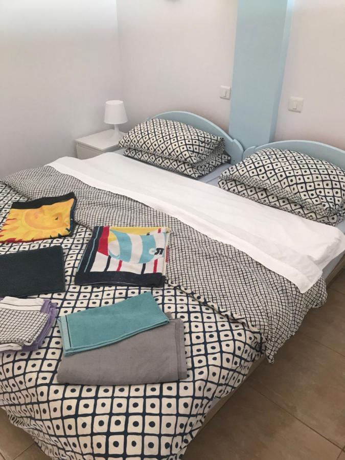 Yumbo Beach Apartment 2 With High Speed Free Internet Сан-Бартоломе Экстерьер фото